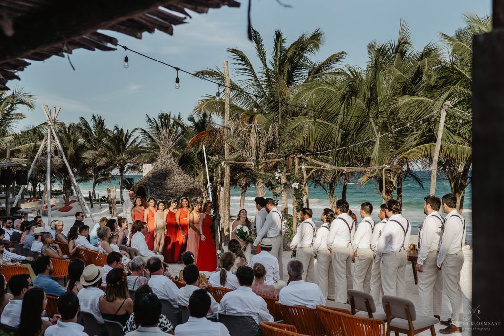 trouwfotograaf trouwen op het strand mexico tulum - wedding photographer angela bloemsaat